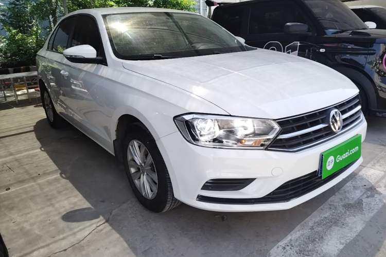 Used Volkswagen Bora 2018 1.5L Automatic Fashion Model Front Right 45 Deg