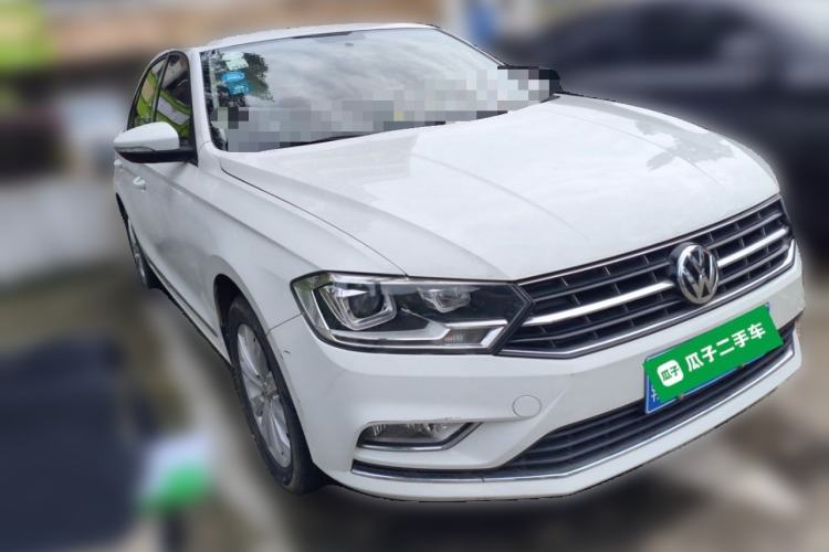 Used Volkswagen Bora 2018 1.5L Automatic Comfort Model Front Right 45 Deg