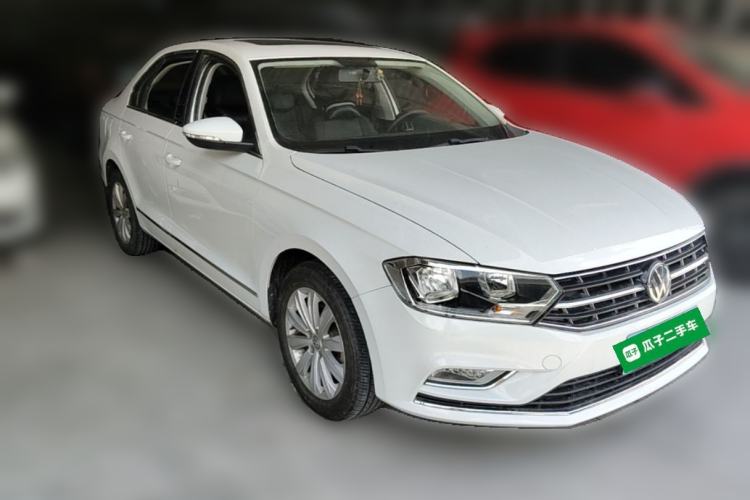 Used Volkswagen Bora 2018 1.5L Automatic Comfort Model Front Right 45 Deg