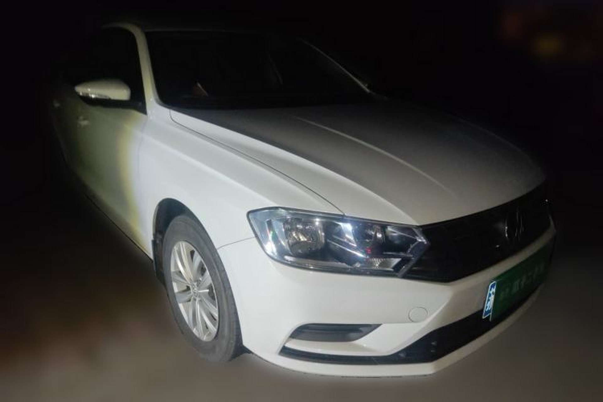 Used Volkswagen Bora 2018 1.5L Manual Fashion Model Front Right 45 Deg