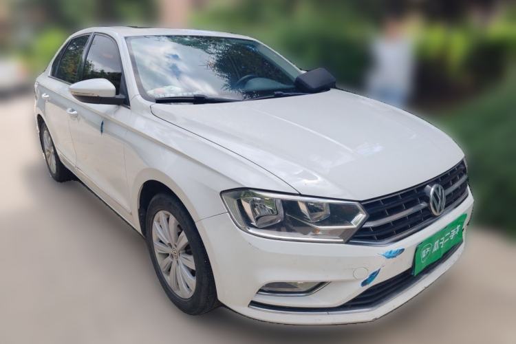 Used Volkswagen Bora 2018 1.5L Manual Comfort Model Front Right 45 Deg