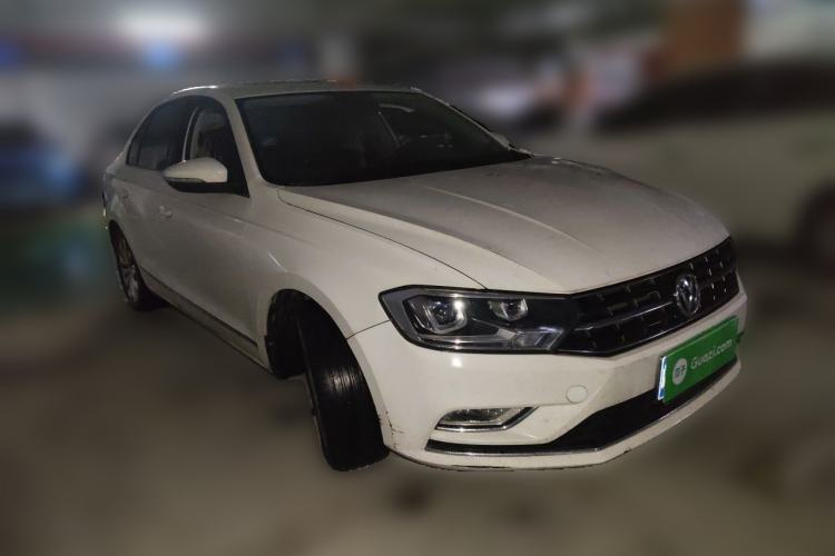 Used Volkswagen Bora 2018 1.5L Automatic Comfort Model Front Right 45 Deg