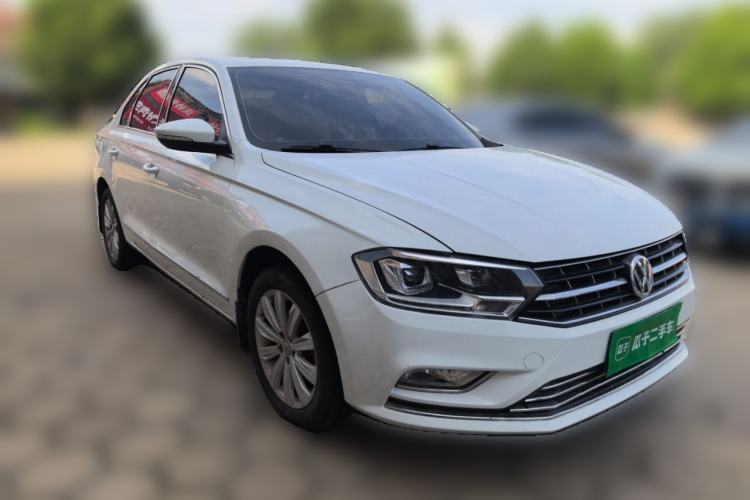 Used Volkswagen Bora 2018 1.5L Manual Comfort Model Front Right 45 Deg