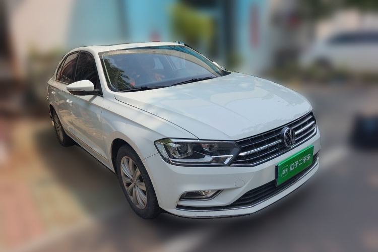 Used Volkswagen Bora 2018 1.5L Automatic Comfort Model Front Right 45 Deg