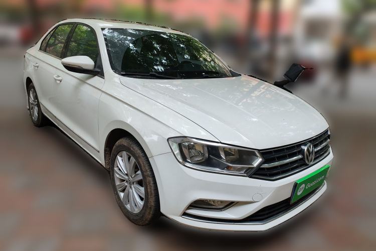 Used Volkswagen Bora 2018 1.5L Automatic Comfort Model Front Right 45 Deg
