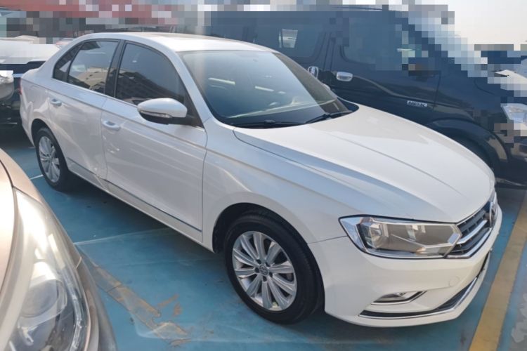 Used Volkswagen Bora 2018 1.5L Automatic Comfort Model Front Right 45 Deg