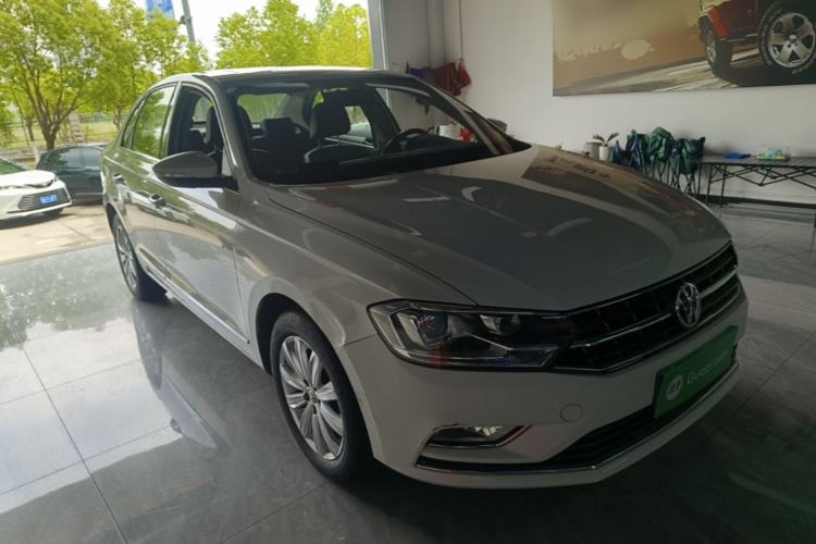 Used Volkswagen Bora 2018 1.5L Automatic Comfort Model Front Right 45 Deg