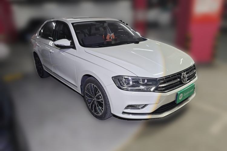 Used Volkswagen Bora 2018 1.5L Automatic Comfort Model Front Right 45 Deg