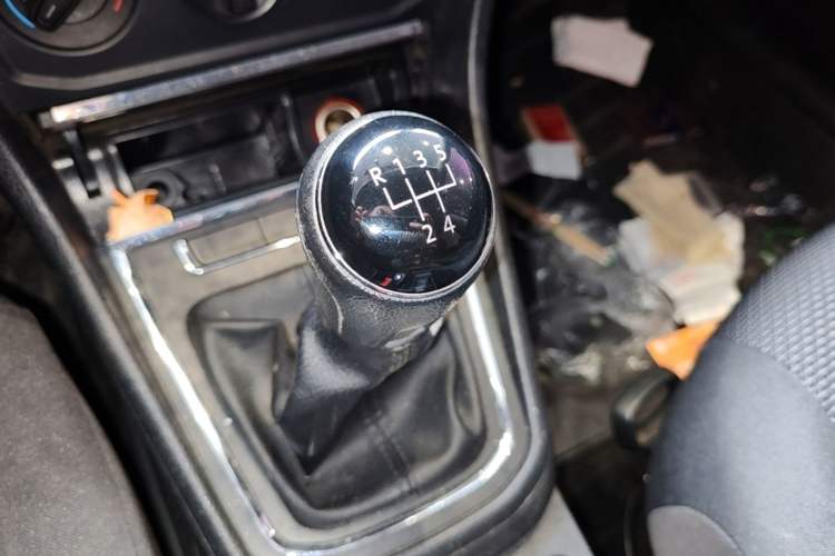 Used Volkswagen Bora 2018 1.5L Manual Fashion Model Gear Lever