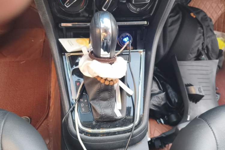Used Volkswagen Bora 2018 1.5L Automatic Comfort Model Gear Lever