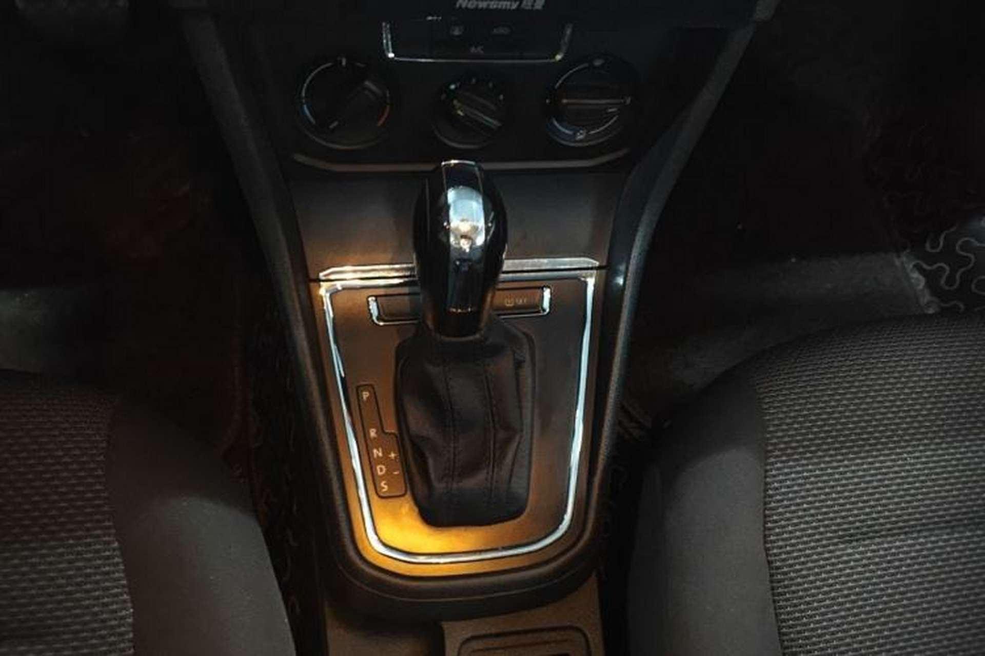 Used Volkswagen Bora 2018 1.5L Automatic Fashion Model Gear Lever