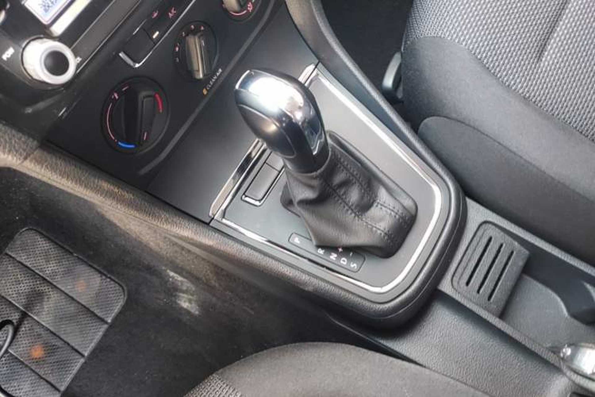 Used Volkswagen Bora 2018 1.5L Automatic Fashion Model Gear Lever
