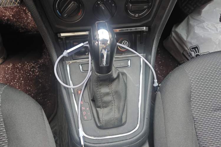 Used Volkswagen Bora 2018 1.5L Automatic Fashion Model Gear Lever