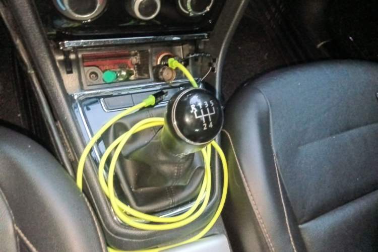 Used Volkswagen Bora 2018 1.5L Manual Comfort Model Gear Lever