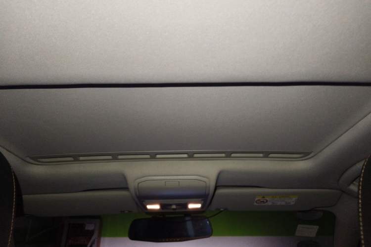 Used Volkswagen Bora 2018 1.5L Automatic Comfort Model Headliner