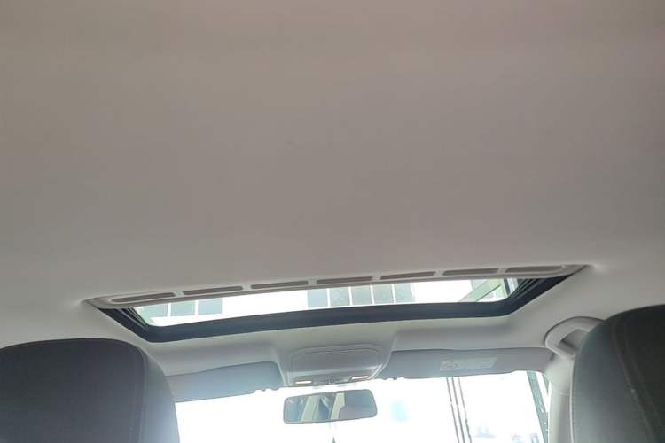 Used Volkswagen Bora 2018 1.5L Automatic Comfort Model Headliner