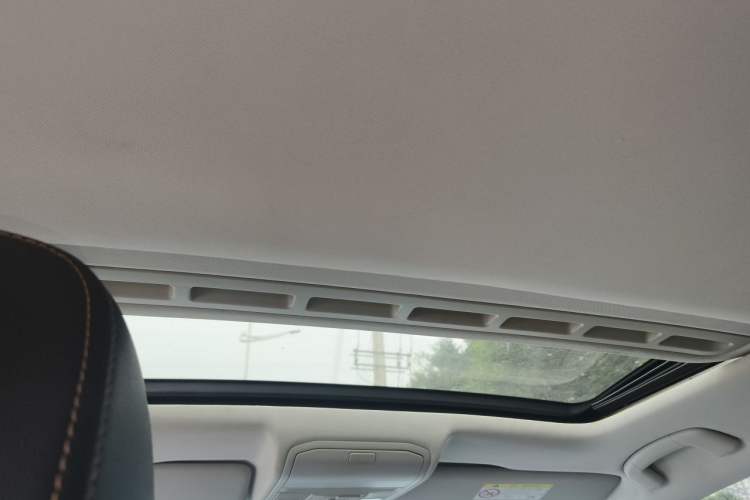 Used Volkswagen Bora 2018 1.5L Automatic Comfort Model Headliner