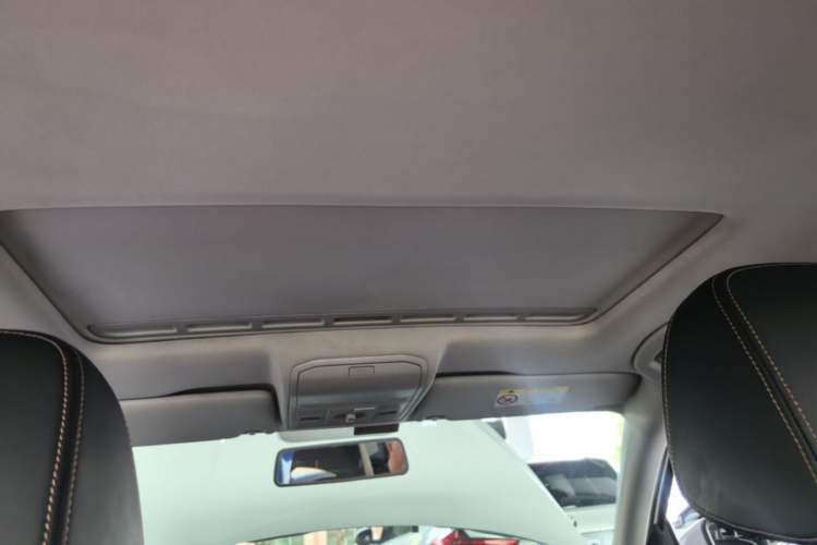 Used Volkswagen Bora 2018 1.5L Automatic Comfort Model Headliner