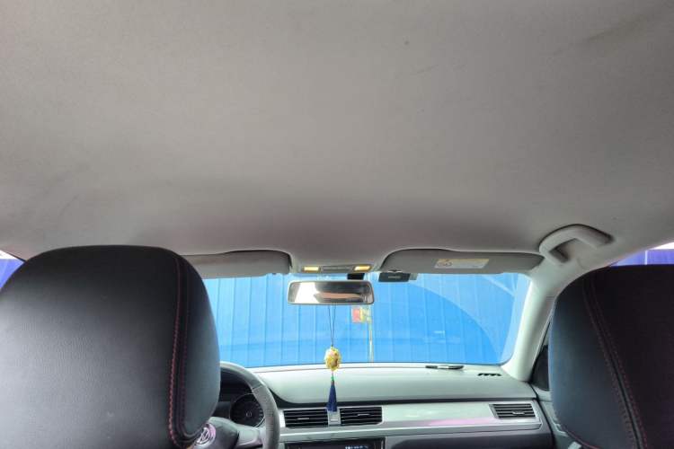 Used Volkswagen Bora 2018 1.5L Automatic Fashion Model Headliner