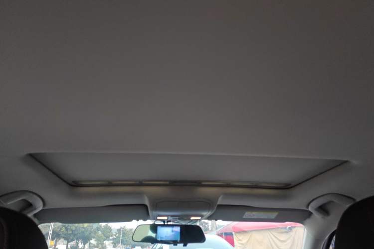 Used Volkswagen Bora 2018 1.5L Manual Comfort Model Headliner
