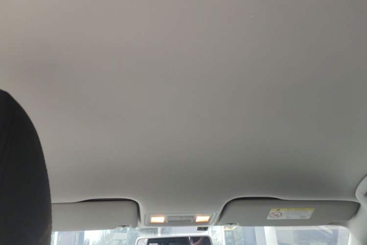 Used Volkswagen Bora 2018 1.5L Automatic Fashion Model Headliner