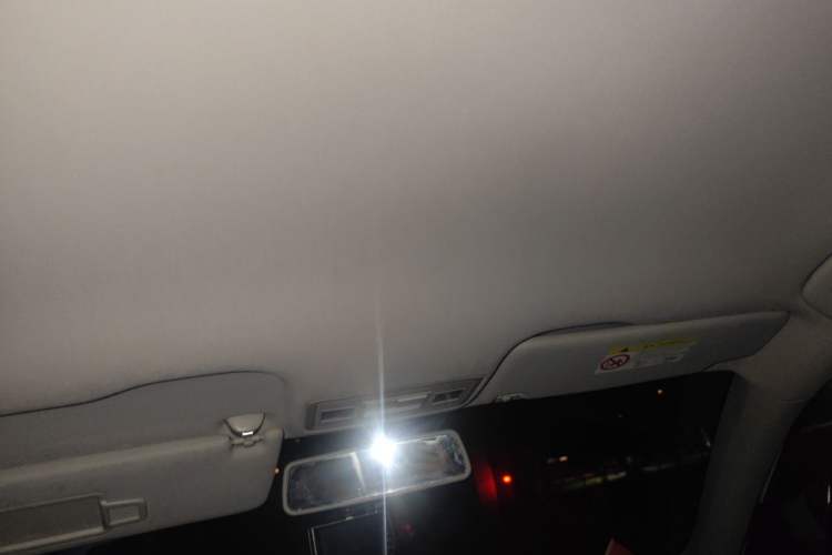 Used Volkswagen Bora 2018 1.5L Manual Fashion Model Headliner