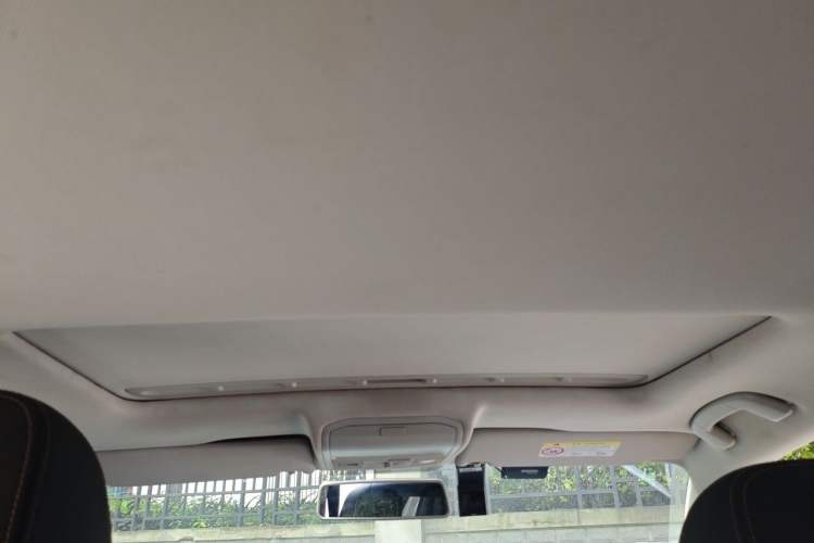 Used Volkswagen Bora 2018 1.5L Automatic Comfort Model Headliner