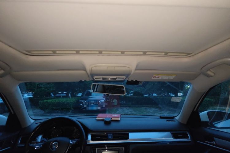 Used Volkswagen Bora 2018 1.5L Automatic Comfort Model Headliner