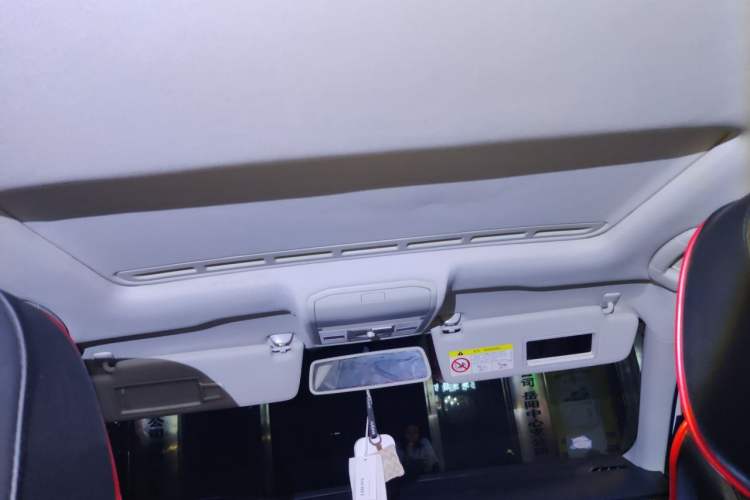 Used Volkswagen Bora 2018 1.5L Automatic Comfort Model Headliner