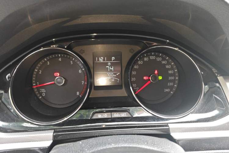 Used Volkswagen Bora 2018 1.5L Automatic Comfort Model Instrument Cluster