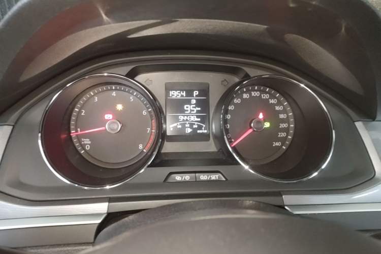 Used Volkswagen Bora 2018 1.5L Automatic Fashion Model Instrument Cluster