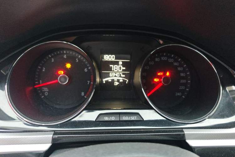 Used Volkswagen Bora 2018 1.5L Manual Comfort Model Instrument Cluster