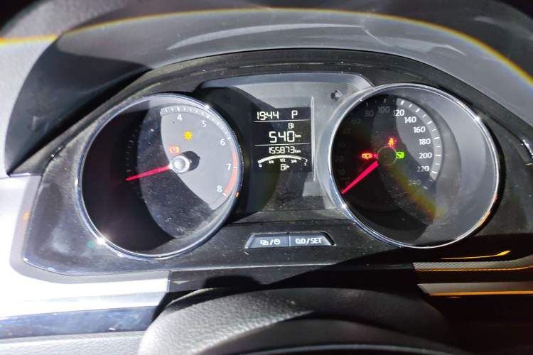 Used Volkswagen Bora 2018 1.5L Automatic Comfort Model Instrument Cluster