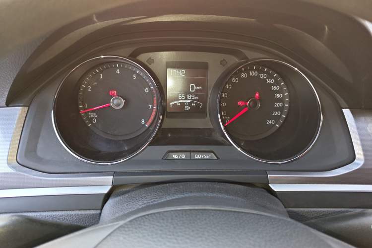 Used Volkswagen Bora 2018 1.5L Manual Fashion Model Instrument Cluster