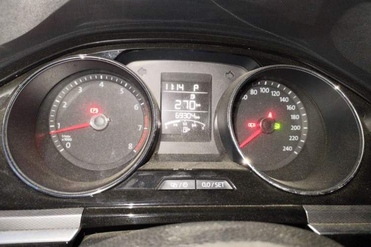 Used Volkswagen Bora 2018 1.5L Automatic Comfort Model Instrument Cluster