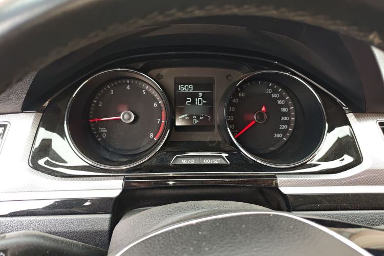 Used Volkswagen Bora 2018 1.5L Manual Comfort Model Instrument Cluster