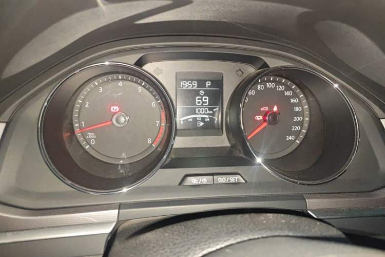 Used Volkswagen Bora 2018 1.5L Automatic Fashion Model Instrument Cluster
