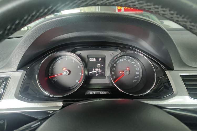 Used Volkswagen Bora 2018 1.5L Automatic Comfort Model Instrument Cluster