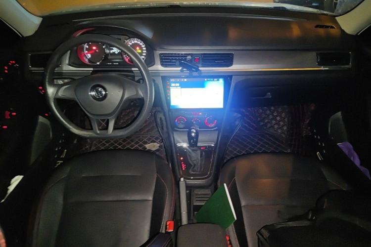 Used Volkswagen Bora 2018 1.5L Automatic Fashion Model Interior 2
