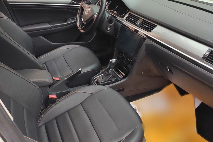 Used Volkswagen Bora 2018 1.5L Automatic Comfort Model Interior 5