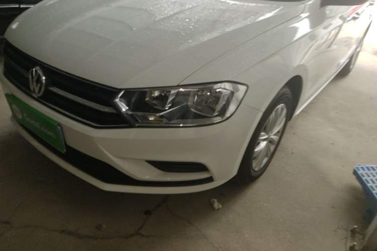 Used Volkswagen Bora 2018 1.5L Automatic Fashion Model Left Front Headlight