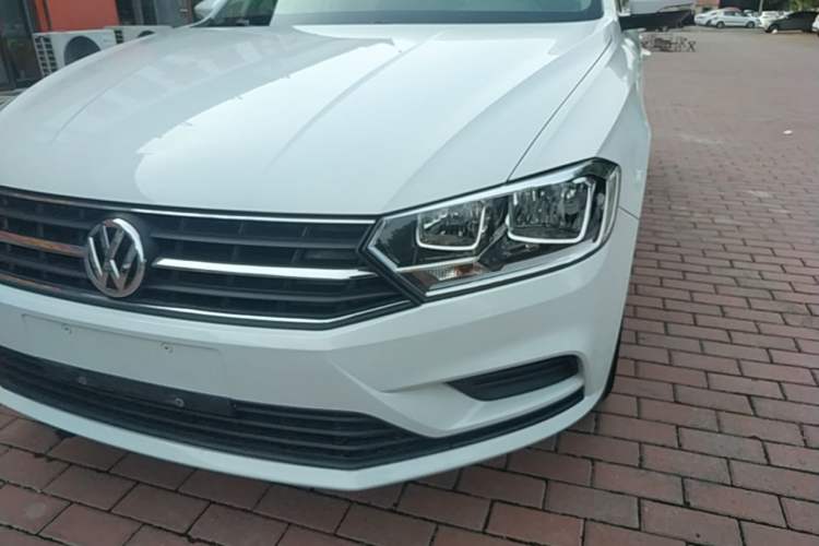Used Volkswagen Bora 2018 1.5L Automatic Fashion Model Left Front Headlight