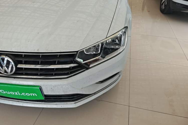 Used Volkswagen Bora 2018 1.5L Automatic Comfort Model Left Front Headlight