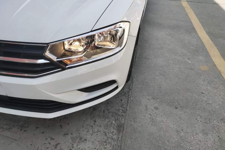 Used Volkswagen Bora 2018 1.5L Automatic Fashion Model Left Front Headlight