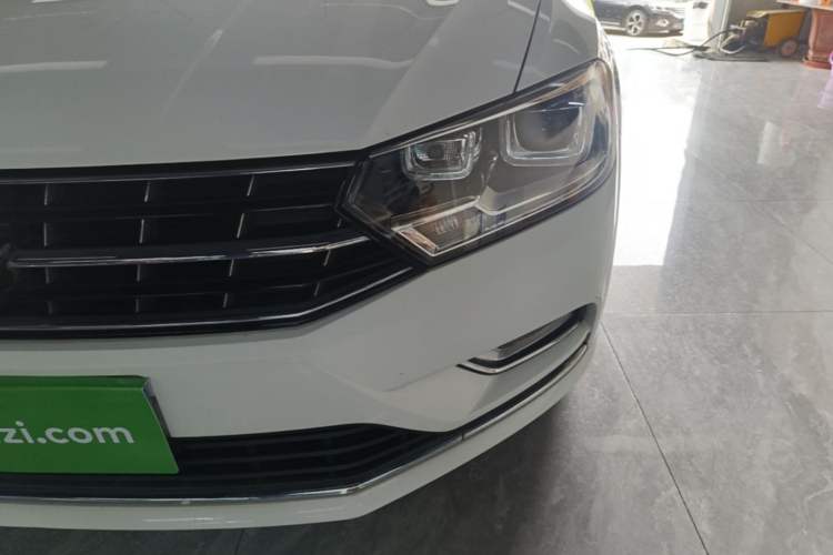 Used Volkswagen Bora 2018 1.5L Automatic Comfort Model Left Front Headlight