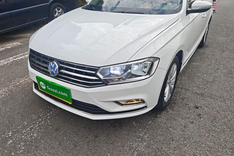 Used Volkswagen Bora 2018 1.5L Automatic Comfort Model Left Front Headlight