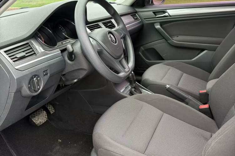 Used Volkswagen Bora 2018 1.5L Automatic Fashion Model Left Front Seat