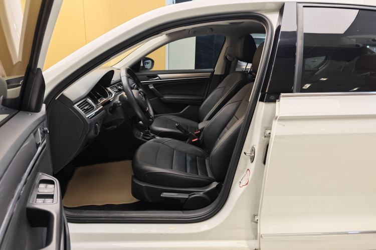 Used Volkswagen Bora 2018 1.5L Automatic Comfort Model Left Front Seat