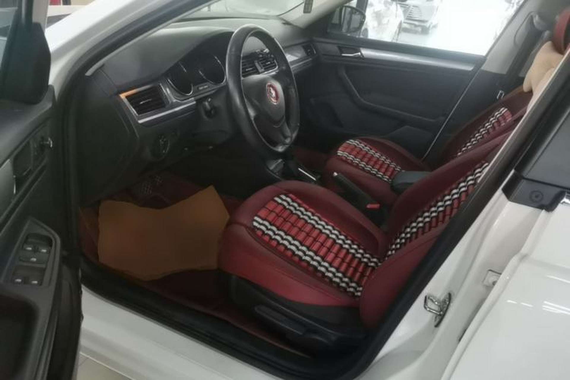 Used Volkswagen Bora 2018 1.5L Automatic Fashion Model Left Front Seat