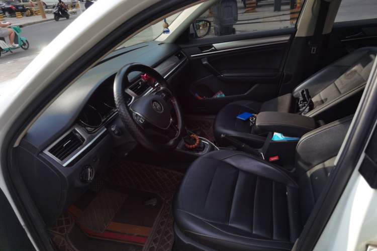 Used Volkswagen Bora 2018 1.5L Automatic Comfort Model Left Front Seat